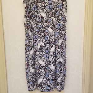 Old Navy Dresses - Short summer dress Old Navy Dresses - Short summer dress